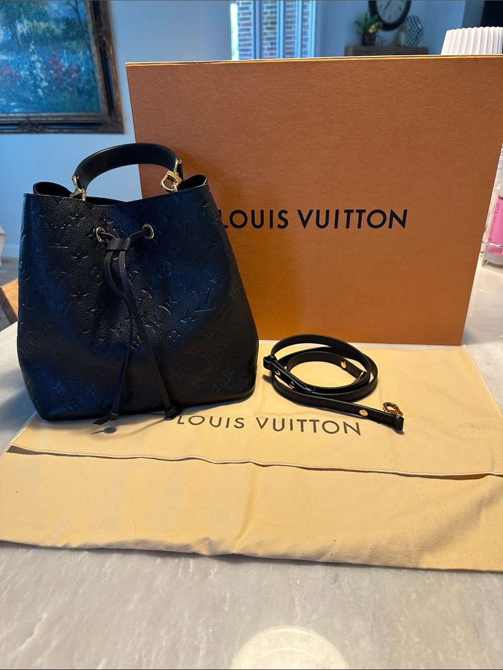 Louis Vuitton Neonoe MM Empriente
